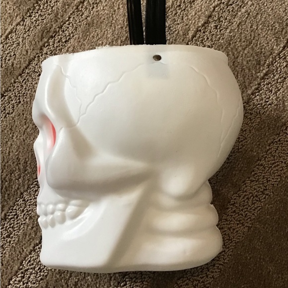 Vintage Halloween Skull Bucket - Picture 3 of 6